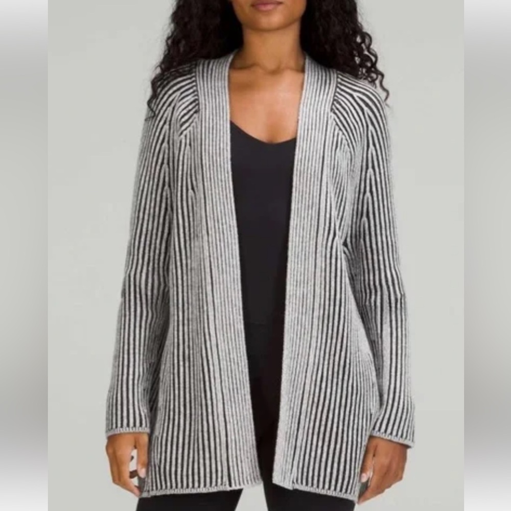 Lululemon. Cotton-Cashmere blend long sweater. Size 12. NWOT.